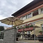 Maxim Hotel Svätý Jur