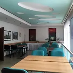 Maxim Hotel 3*