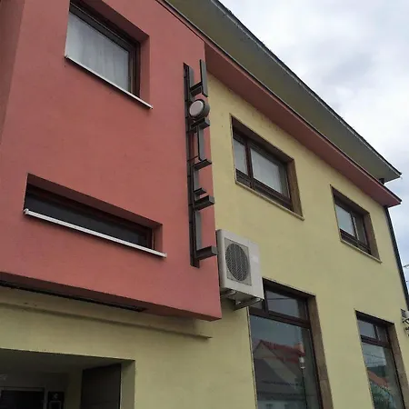 Maxim Hotel