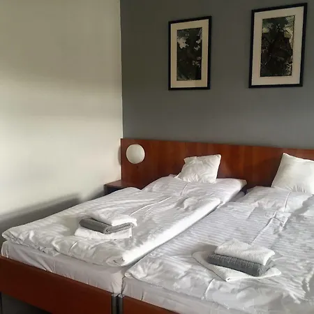 Ξενοδοχείο Maxim 3*